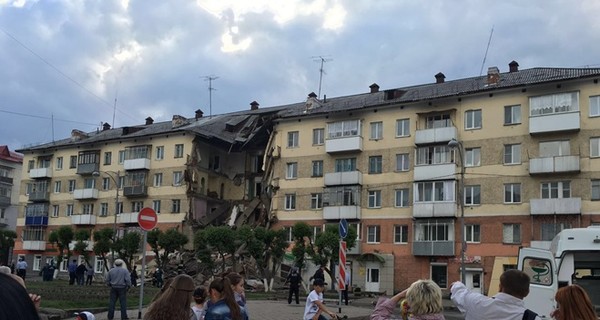 Опубликовано видео обрушения дома в Кузбассе