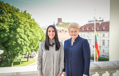 Джамала провела фотосессию в Вильнюсе и сфотографировалась с президентом Литвы
