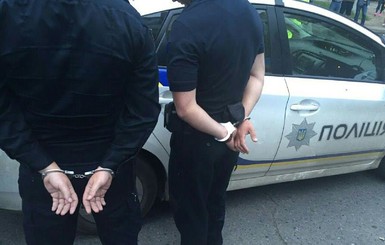 За подозреваемыми во взятке одесскими полицейскими следили давно