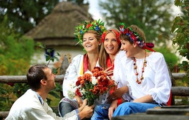 Украинцы больше удовлетворены собственной жизнью, нежели жизнью страны