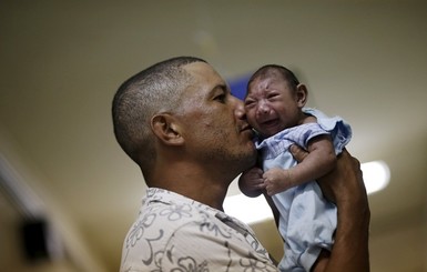 В Гондурасе 14 детей родились с микроцефалией