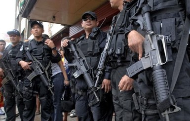 На Филиппинах полиция убила мэра города во время перестрелки 