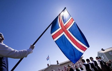 В Исландии проходят выборы в парламент с участием 