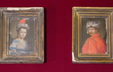 Львовскому музею вернули похищенные 60 лет назад старинные картины