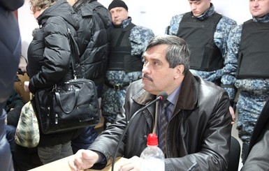 Генерал, обвиняемый в гибели ИЛ-76 под Луганском, дает показания
