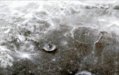 На Луне обнаружили загадочную инопланетную базу