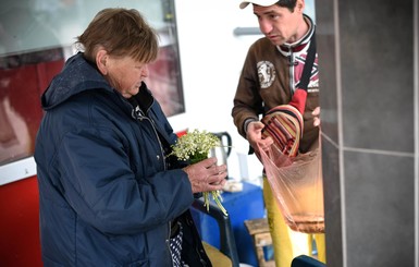 В Киеве начали зарабатывать на ландышах: букет – 40 гривен