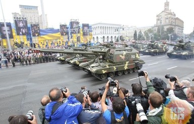 На военный парад в Киеве пригласили министров стран НАТО