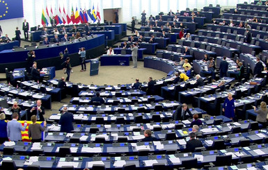 Секс-скандал в Европарламенте: назначены срочные дебаты