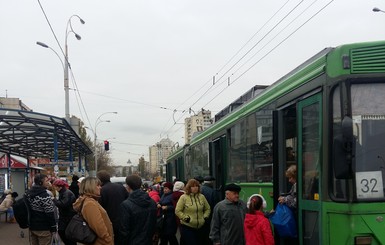 Очевидцы ДТП в Киеве: 