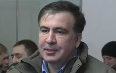 Саакашвили пришел на допрос в ГПУ и унюхал 