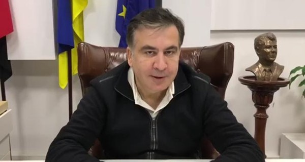 Саакашвили рассказал, какой подарок Порошенко приготовил для Путина