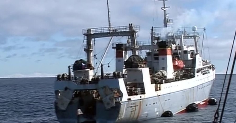 В Японском море пропало российское судно, на борту были украинцы
