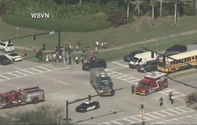 Подробности стрельбы в школе во Флориде: огонь открыл 19-летний парень