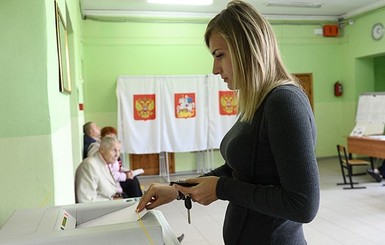 Украина пригрозила России санкциями за выборы президента в Крыму