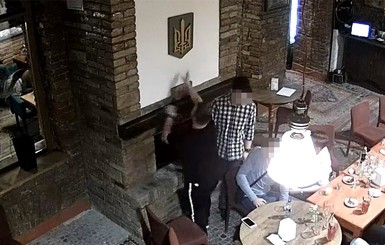 В Тернополе польский студент сжег в ресторане герб Украины