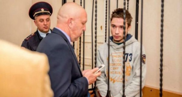 Следователь РФ не позволил украинцу Грибу встретиться с матерью 