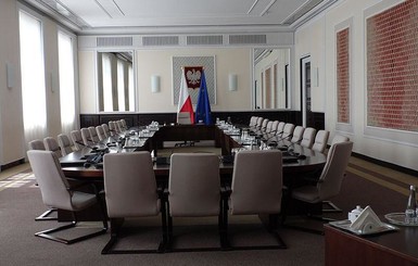 Польские министры решили вернуть полученные в прошлом году премии
