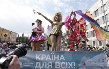 В Минюсте отрицают идею легализации однополых браков