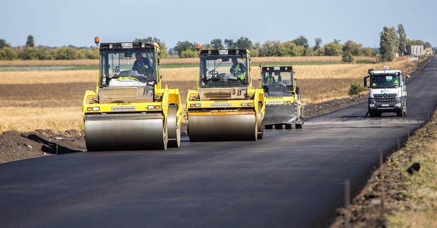 Ремонт километра дороги в Украине стоит 10 миллионов гривен