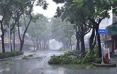 Тайфун на Филиппинах унес жизни 28 человек