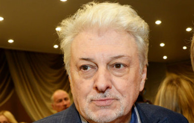 72-летний певец Вячеслав Добрынин попал в больницу