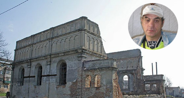Реставратор из Львовской области в одиночку спасает трехсотлетнюю синагогу