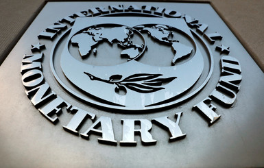И тарифы снизить, и с МВФ не поругаться