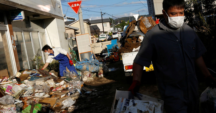 В Японии тайфун смыл из хранилища мешки с радиоактивными отходами с Фукусимы