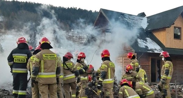 В Польше обрушился жилой дом, погибли 8 человек