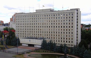 В здании Центризбиркома застрелился военнослужащий