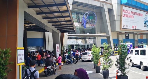 Захват заложников в торговом центре на Филиппинах: минимум один человек пострадал