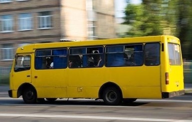 Коронавирус в Украине: в Черновцах введут масочный режим для водителей общественного транспорта