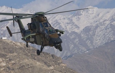 СМИ: Вертолет НАТО исчез с радаров над Ионическим морем