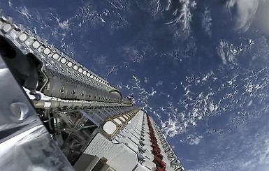 SpaceX вывел 60 интернет-спутников системы Starlink на орбиту