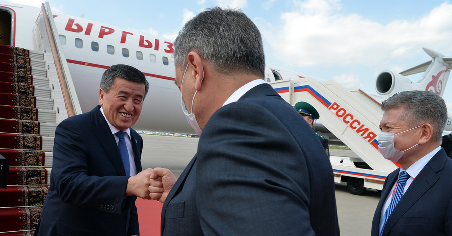 Президент Кыргызстана самоизолировался после обнаружения коронавируса у членов делегации в Москве