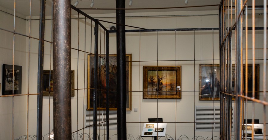С коллекции картин Порошенко сняли арест накануне завершения выставки в музее Гончара
