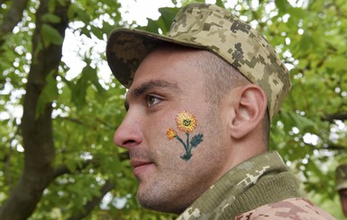 Бойцы АТО: Подсолнух стал символом Иловайской трагедии уже давно