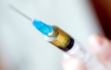 Россия первой в мире зарегистрировала вакцину от коронавируса. Дочь Путина уже привилась