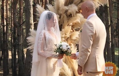 Потап и Настя считают, что “недогуляли” на своей свадьбе