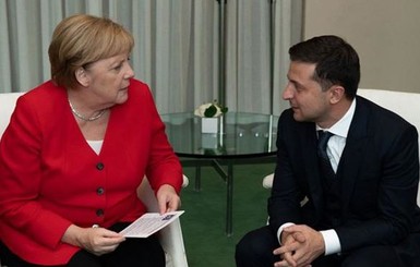 Зеленский обсудил с Меркель близость позиций по Беларуси и ситуацию на Донбассе