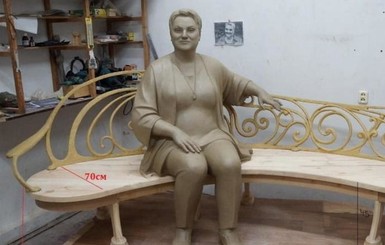 В центре Житомира установят бронзовую скульптуру Марины Поплавской