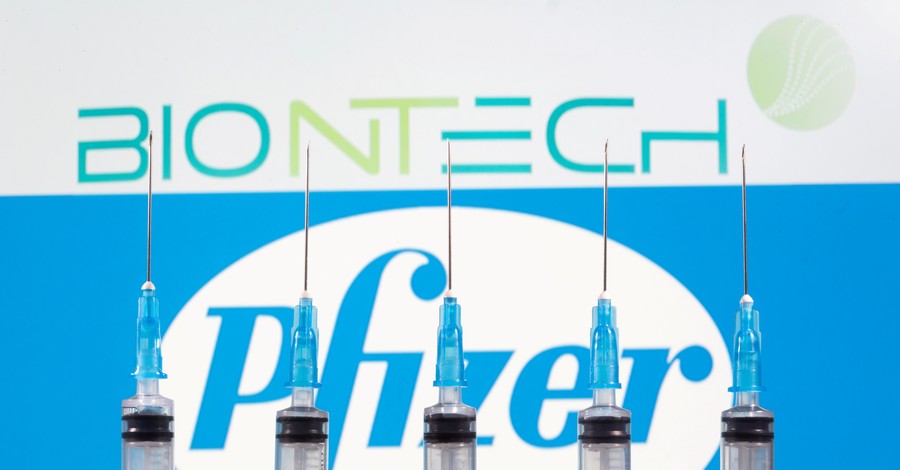 С 7 декабря Великобритания первой начнет делать прививки от коронавируса вакциной Pfizer- Biontech