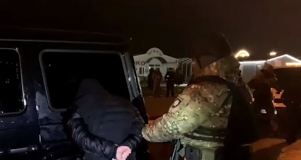 В Одессе задержали криминального авторитета с арсеналом оружия и боеприпасов