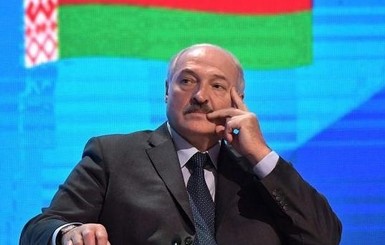 Лукашенко не будет вакцинироваться от коронавируса: Иммунитет выработан, значит будет легче