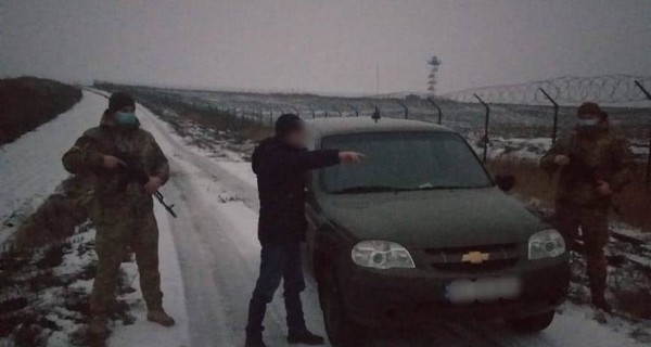 Россиянин спрятался во рве от харьковских пограничников, но его выдал тепловизор