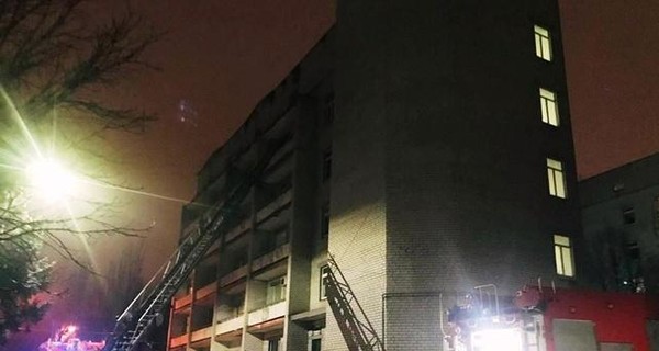 Спасатель о пожаре в больнице Запорожья: Жесткие проверки в Украине прошли лишь один раз