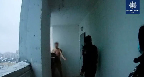 В Киеве полицейские спасли отца четырех детей, который решил спрыгнуть с 14 этажа 