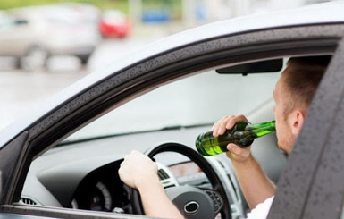 Рада увеличила штрафы за пьяное вождение до 51 тысячи и превышение скорости - до 1,7 тысячи 