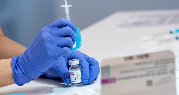 Африканская Гана стала первой страной, получившей вакцину от коронавируса в рамках COVAX